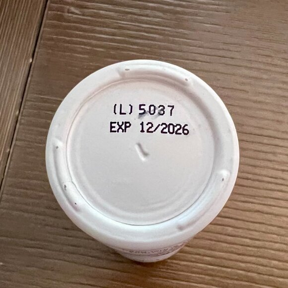 OGEE Skin Enhancing Primer SPF 40 Mineral Sunscreen - Picture 4 of 4